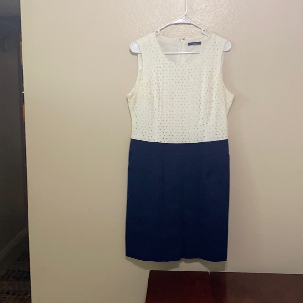 White and navy dress with pockets!